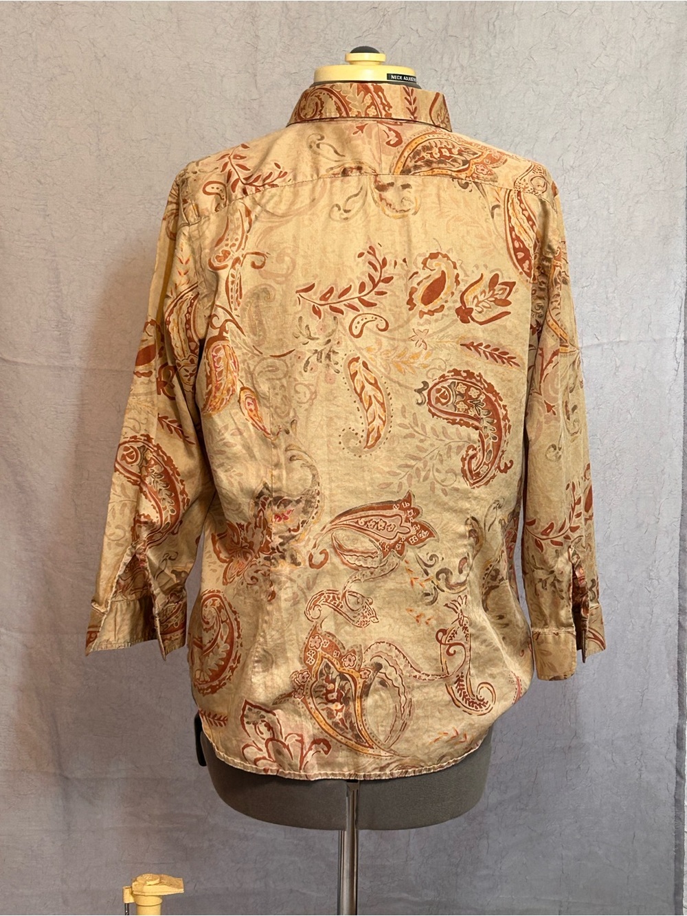Women's Ralph Lauren Beige Paisley Button-Up Shirt - 3/4 sleeves - Picture 3 of 5